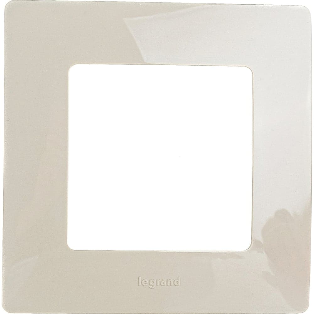Рамка Legrand Etika 1 пост слоновая кость Leg 672511