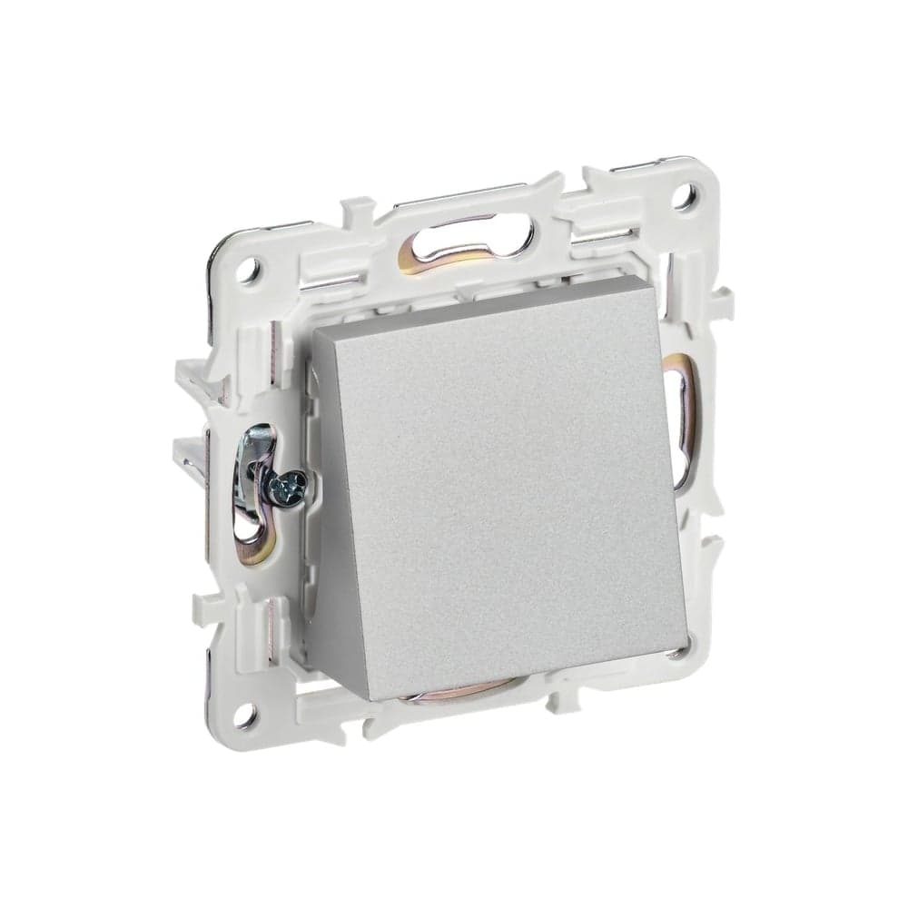 Вывод кабеля IEK SKANDY SK-O01S серебро SK-VK10-0-K23