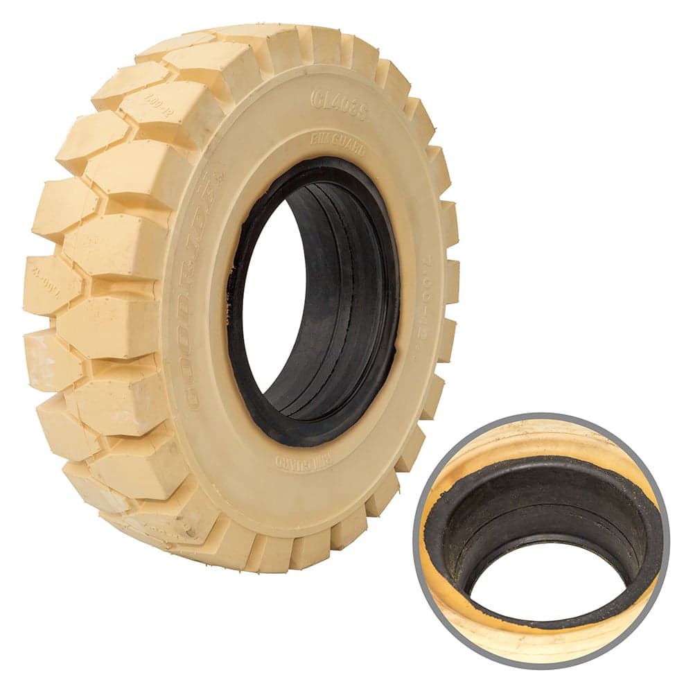 Шина цельнолитая с буртом WILMART 7.00-12 немаркая GOODRIDE (CL403S) 7.00-12(CL403S)NM+FF