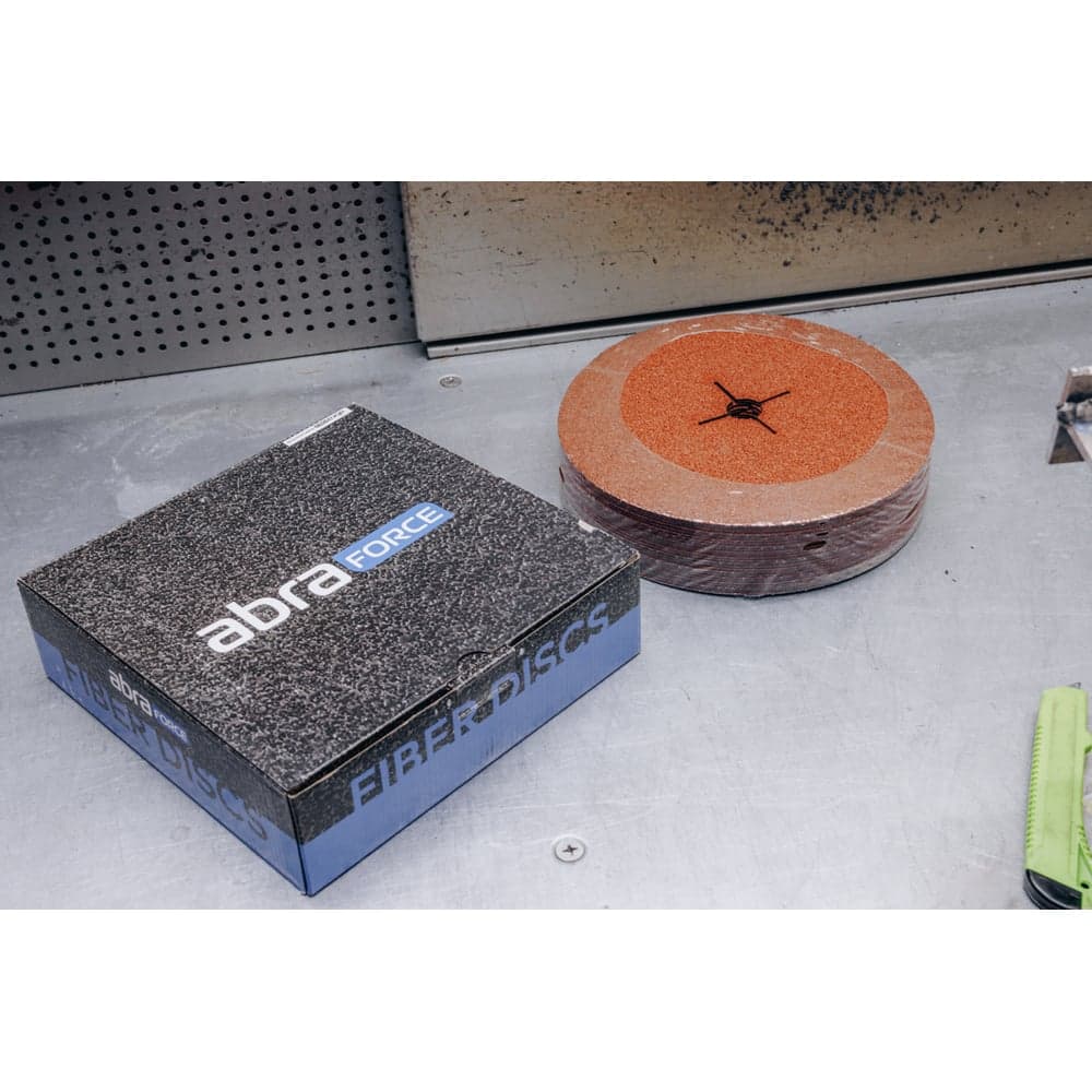Шлифовальный диск на фибровой основе Abraforce Brown 235x22мм Р120, со шлицами AFBRF23522X120