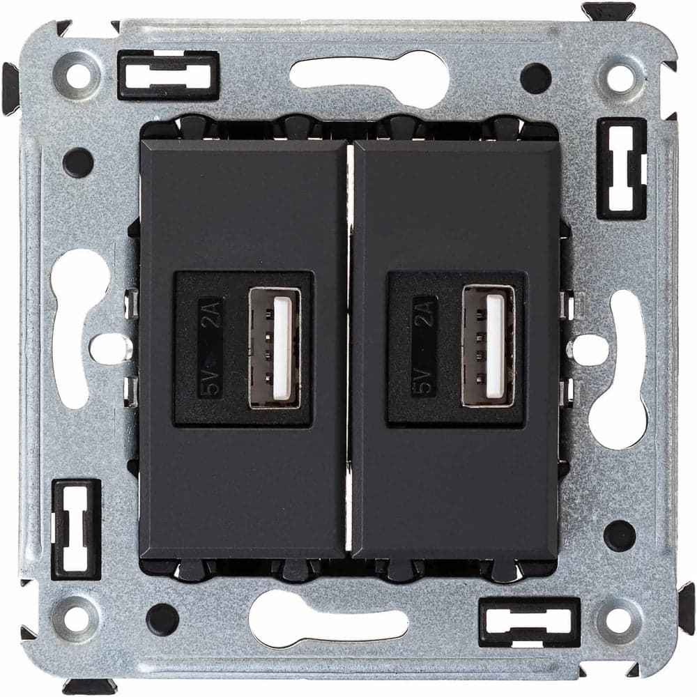 USB зарядное устройство DKC в стену, Avanti, Черный матовый, 2.1 А 1 ШТ 4412543