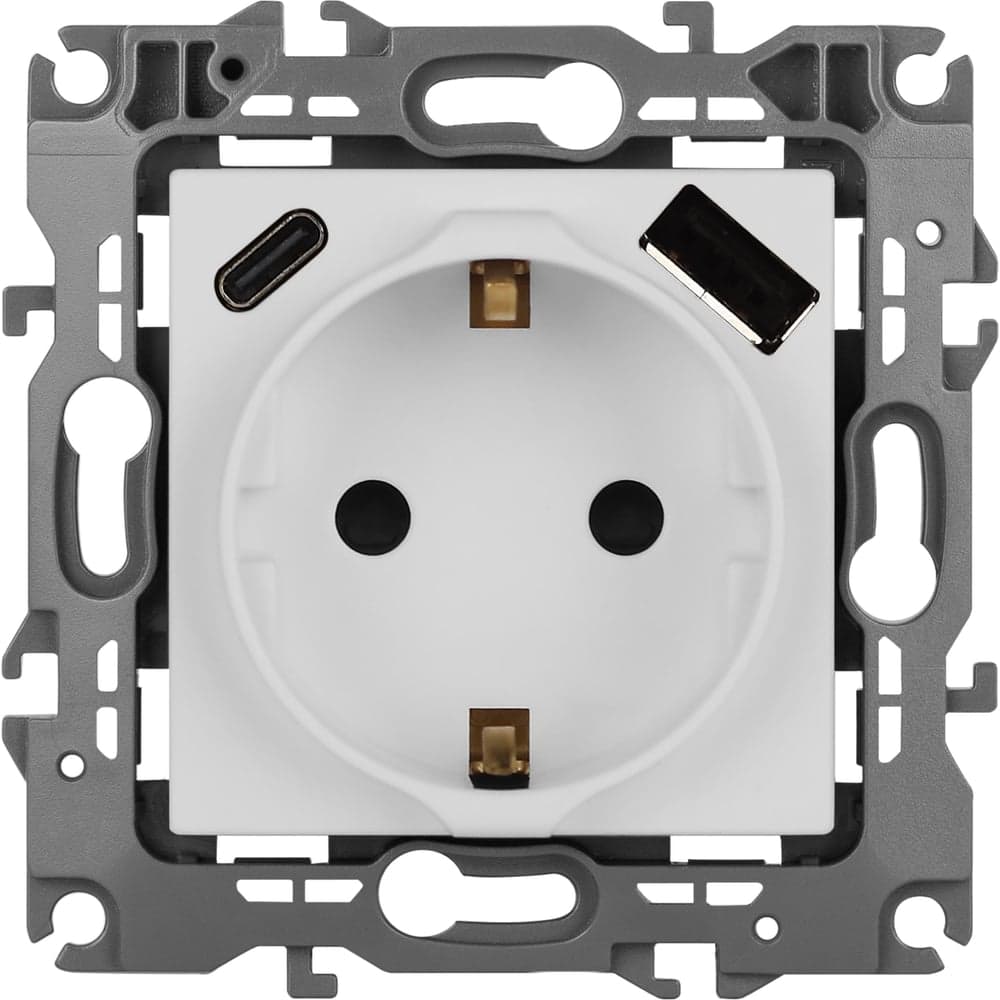 Розетка ЭРА Серия 12 12-4108-01М 2PE 16A250В со шторками с USB typeAC 5В3А белый матовый Б0067711