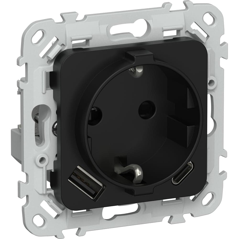 Розетка IEK FLITE с заземляющим контактом и шторками, 16А USB AC 20Вт б/к РСЮшс11-1-ФлЧ черный FI-R14-16-1-U22-020-K02