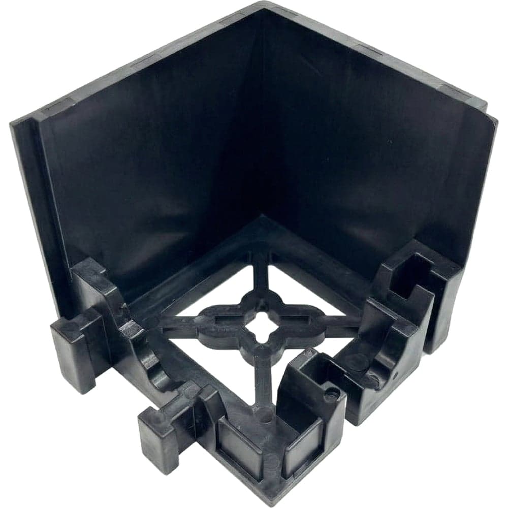 Уголки соединительные внешние для бордюров ГеоПластБорд 78 мм черные (4 шт.+ 4 колышка) 40978BL-4-4