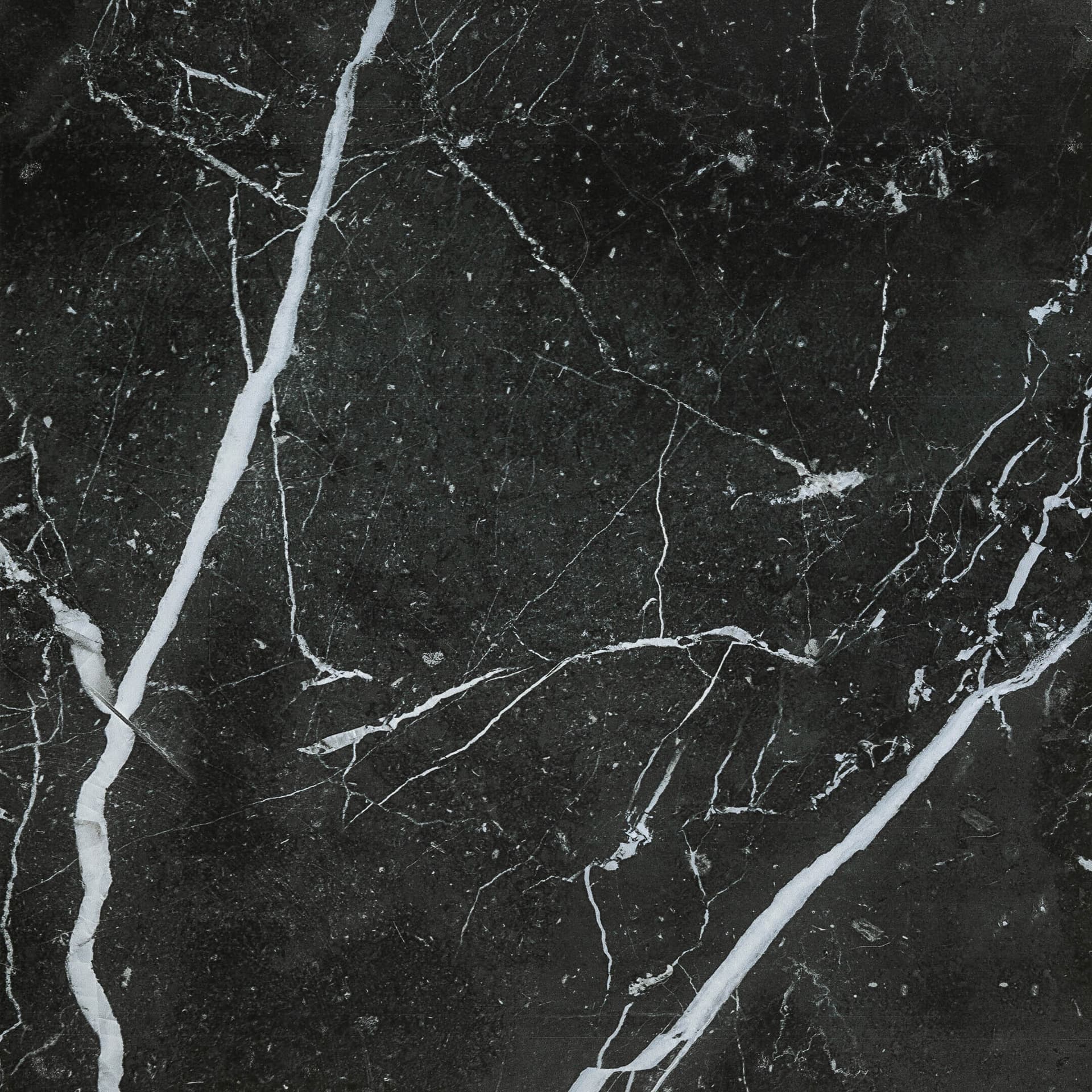 Керамогранит Lavelly Eterno Granito черный 420x420x8 мм (9 шт.=1,587 кв.м)