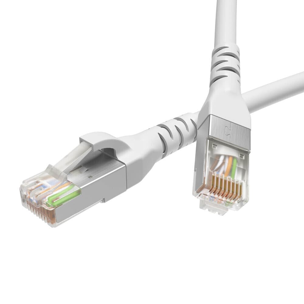 Патч-корд компьютерный F/UTP CAT5е 4х2х0,16 мм экранированный LSZH DKC белый (0,5 м)