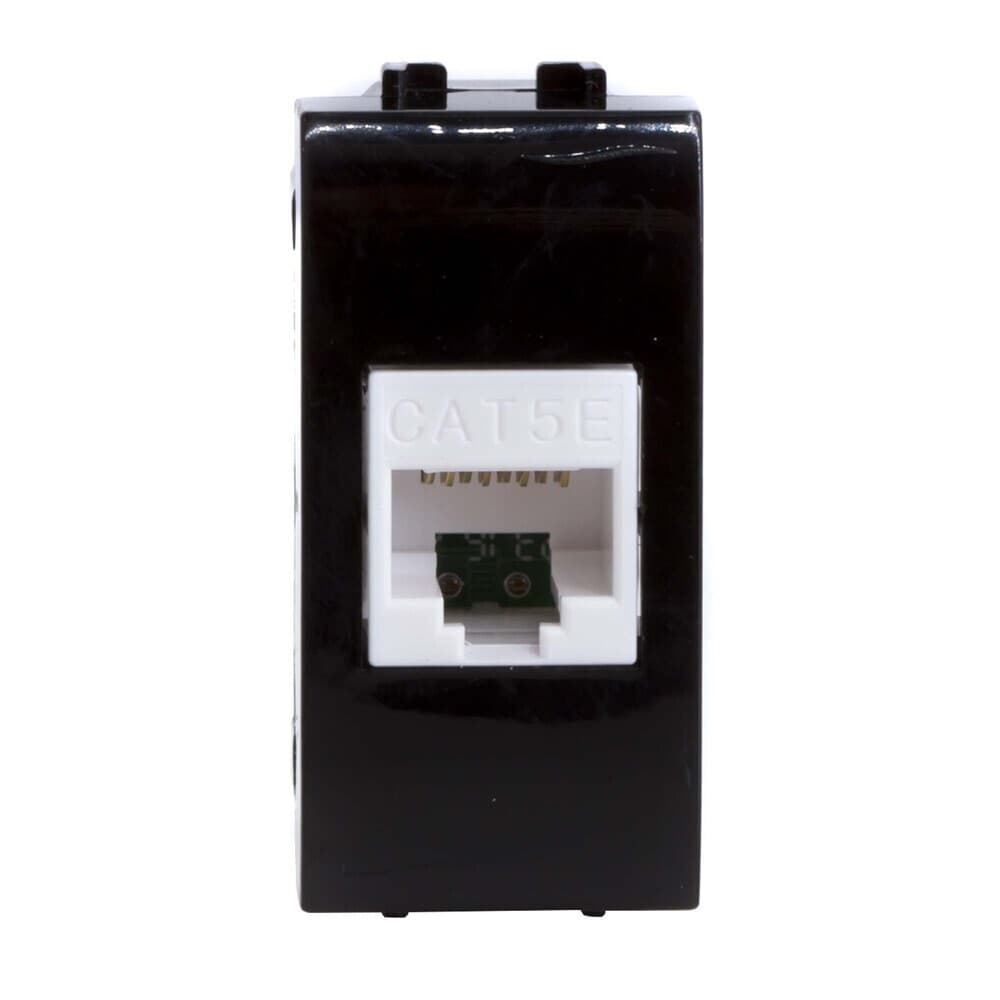 Розетка для кабель-канала компьютерная DKC Brava черная RJ45 1 модуль (77654N)
