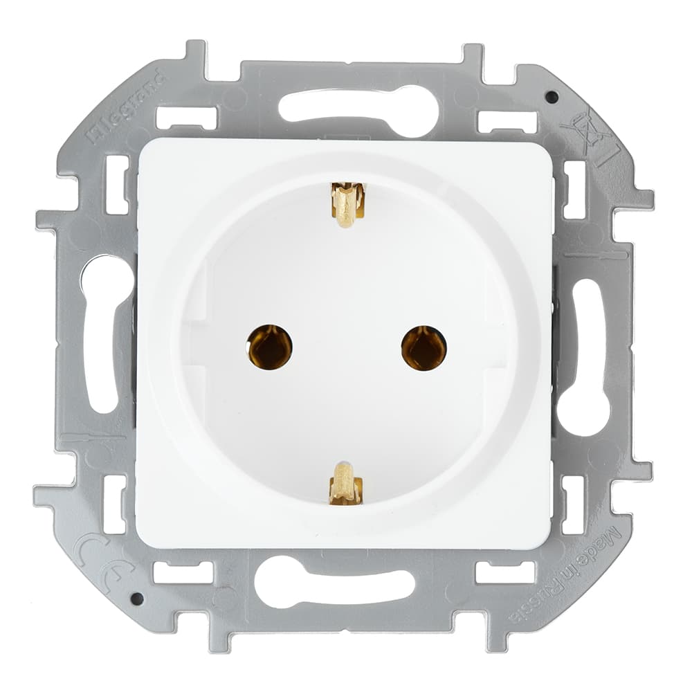 Розетка Legrand Inspiria встраиваемая белая (673720)