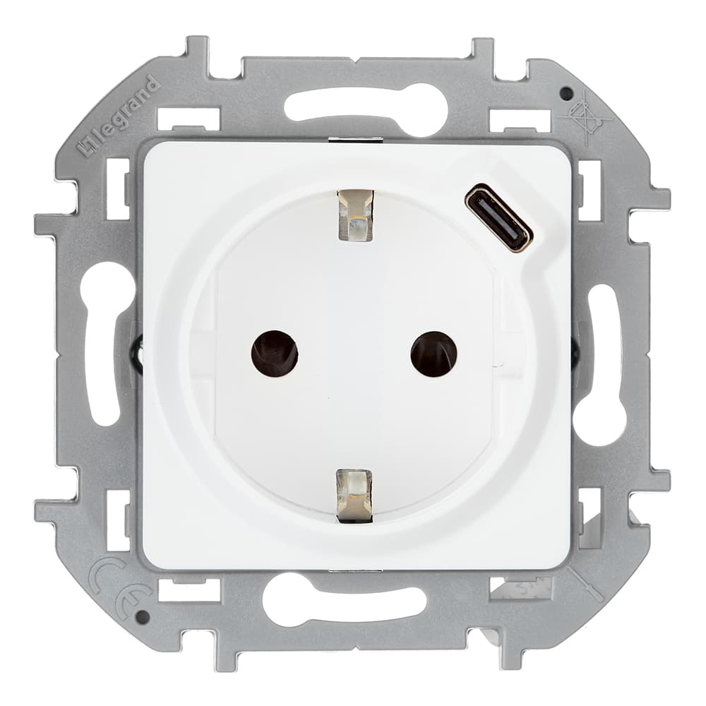 Розетка Legrand Inspiria встраиваемая белая с USB Type-C (673770)