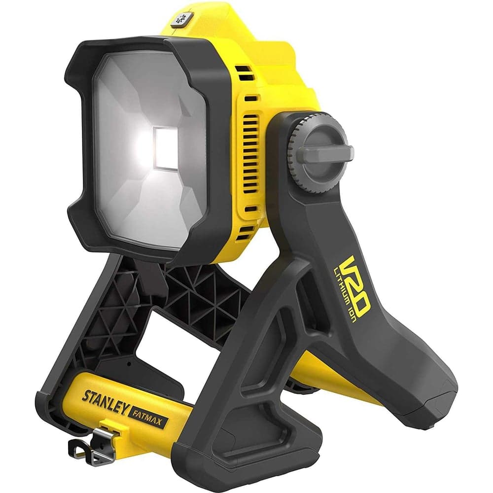 Аккумуляторный фонарь Stanley FATMAX SFMCL030B, 18 В, 1825 лм, без АКБ и ЗУ () SFMCL030B-XJ